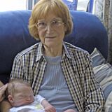 DSC5040 Thomas Dewey & Great Grandma Rene Batch (25 Jun 2008)
